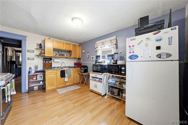 40 Ullman Street, Buffalo, NY 14207