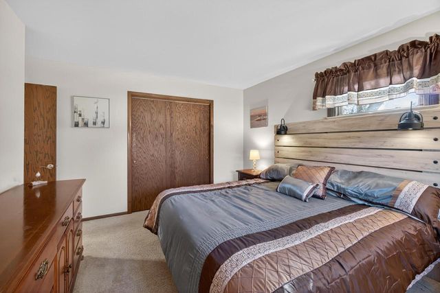 1138 WEEPING WILLOW CIRCLE, Wisconsin Rapids, WI 54494