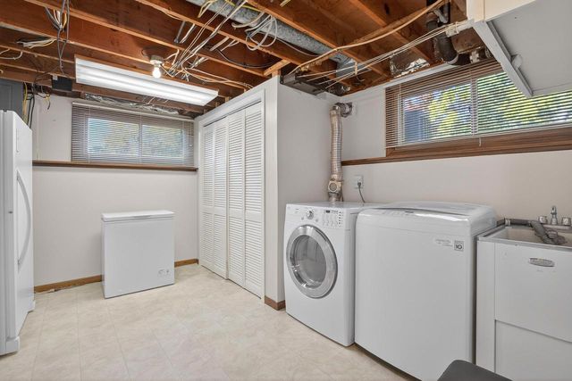 1138 WEEPING WILLOW CIRCLE, Wisconsin Rapids, WI 54494