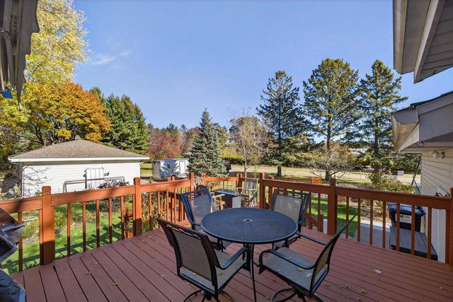 1138 WEEPING WILLOW CIRCLE, Wisconsin Rapids, WI 54494