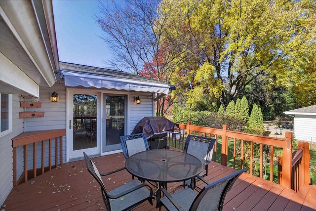 1138 WEEPING WILLOW CIRCLE, Wisconsin Rapids, WI 54494