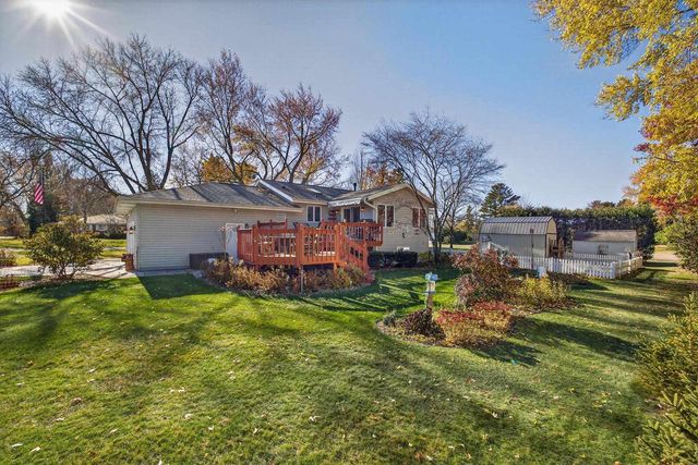 1138 WEEPING WILLOW CIRCLE, Wisconsin Rapids, WI 54494