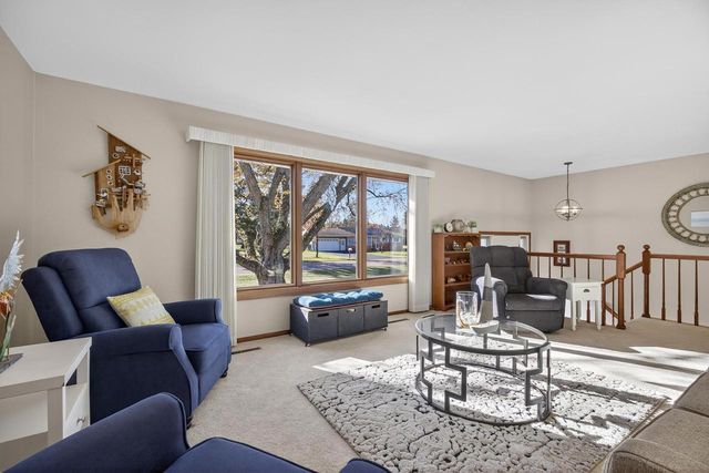 1138 WEEPING WILLOW CIRCLE, Wisconsin Rapids, WI 54494