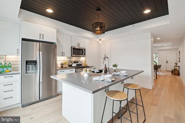 1207 DELLWOOD AVE, Baltimore, MD 21211