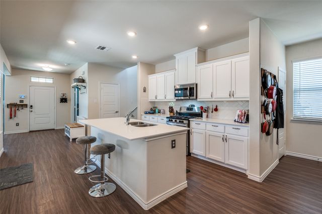 2177 Olivereta Drive, Little Elm, TX 75068