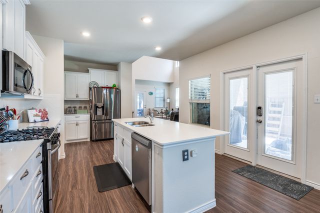 2177 Olivereta Drive, Little Elm, TX 75068