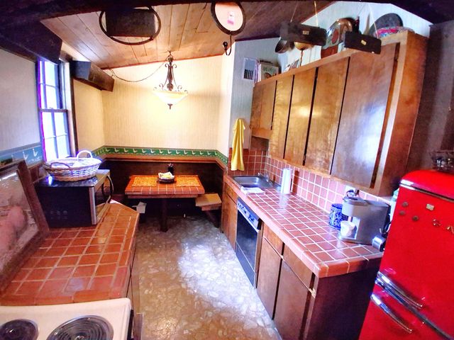 108 Hampton Avenue, Goose Creek, SC 29445