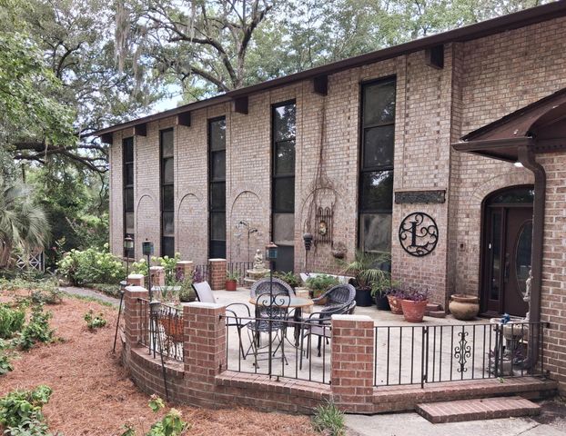 108 Hampton Avenue, Goose Creek, SC 29445