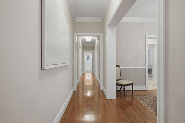 16 Wiveliscombe, New Albany, OH 43054