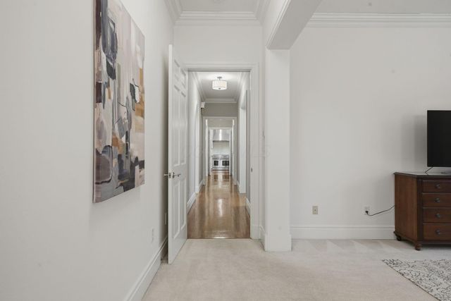 16 Wiveliscombe, New Albany, OH 43054