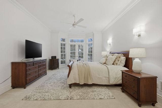 16 Wiveliscombe, New Albany, OH 43054