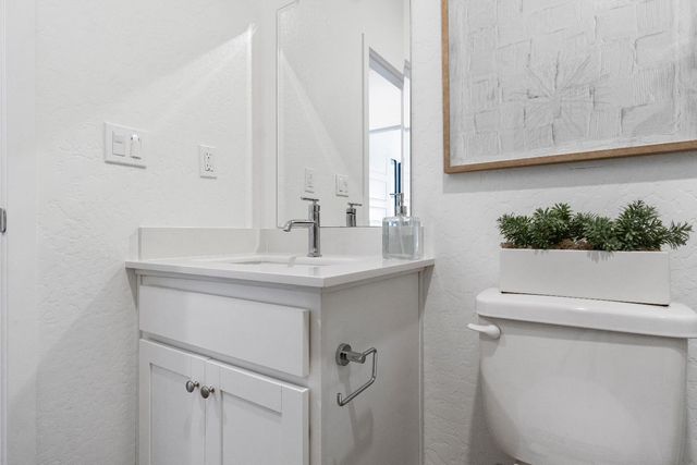 1046 Springtime Avenue, Clovis, CA 93619