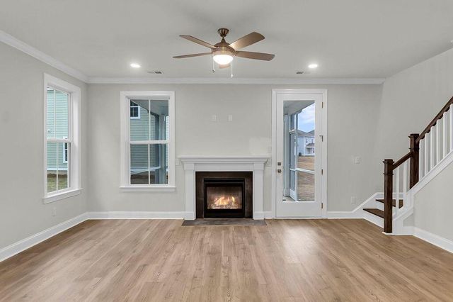 1008 Tibutary Boulevard, Hollywood, SC 29449