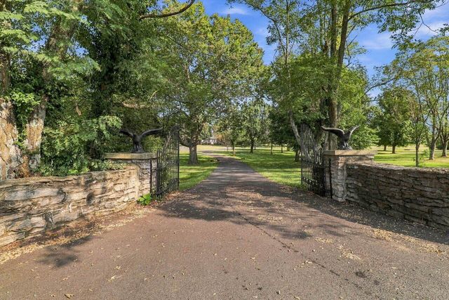 1851 Wilmore Road, Nicholasville, KY 40356