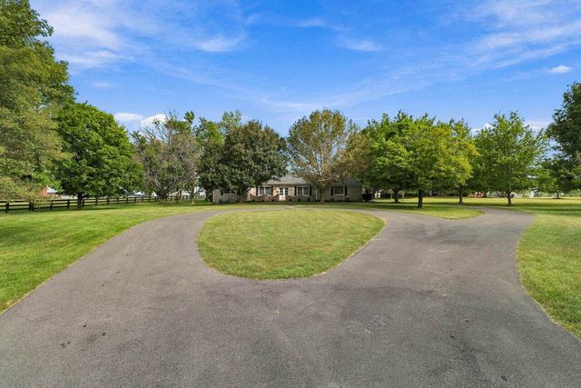 1851 Wilmore Road, Nicholasville, KY 40356
