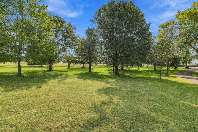 1851 Wilmore Road, Nicholasville, KY 40356