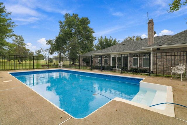 1851 Wilmore Road, Nicholasville, KY 40356