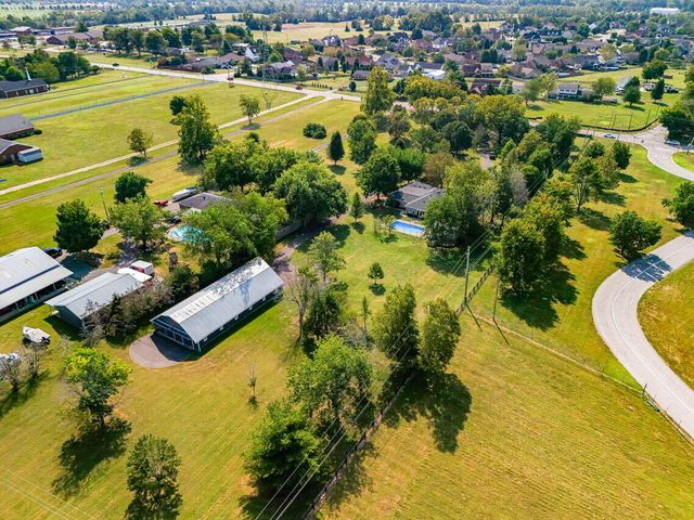 1851 Wilmore Road, Nicholasville, KY 40356