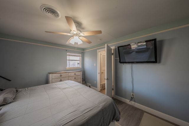 1548 Carl Street, Fort Worth, TX 76103