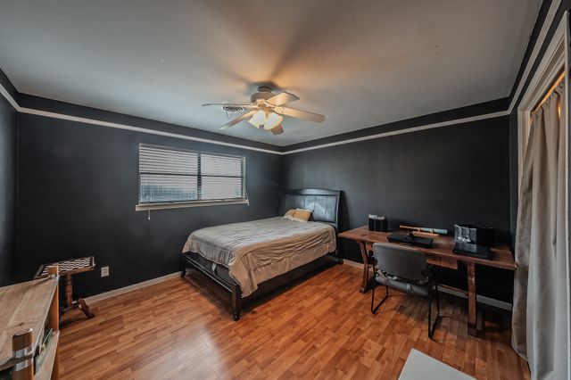 1548 Carl Street, Fort Worth, TX 76103