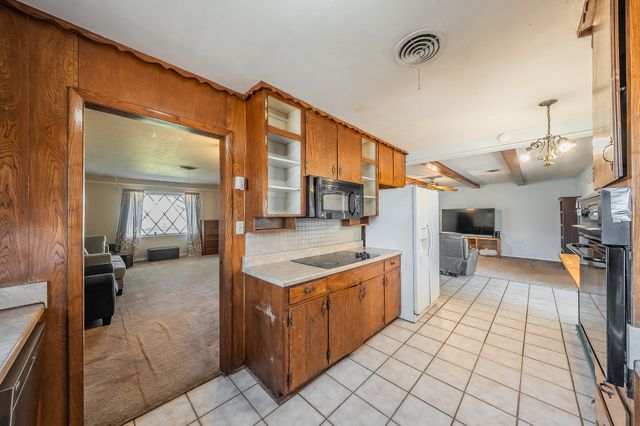 1548 Carl Street, Fort Worth, TX 76103