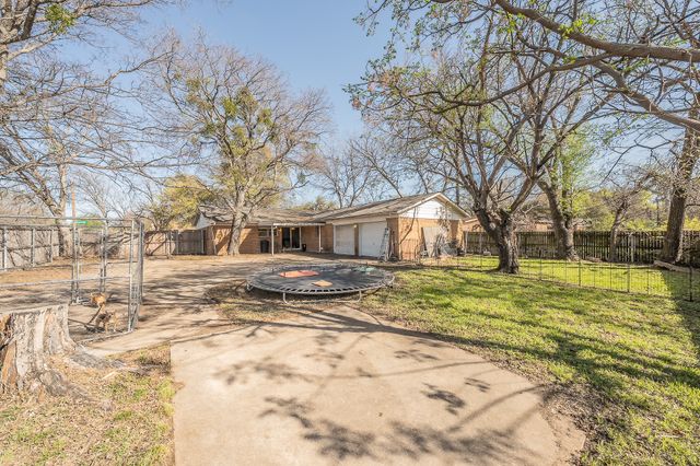 1548 Carl Street, Fort Worth, TX 76103
