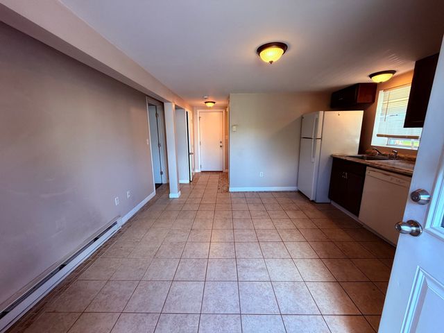 48 N Mill Street 4, Holliston, MA 01746