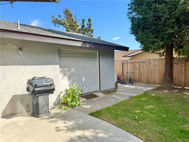 13851 Gimbert, Santa Ana, CA 92705