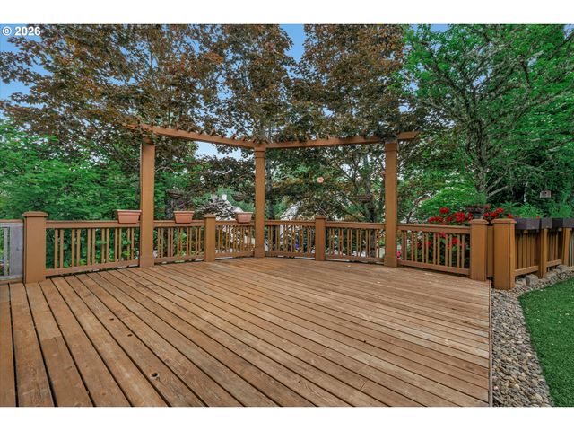 2359 Nw BIRKENDENE St, Portland, OR 97229