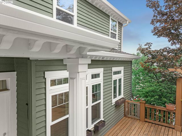 2359 Nw BIRKENDENE St, Portland, OR 97229
