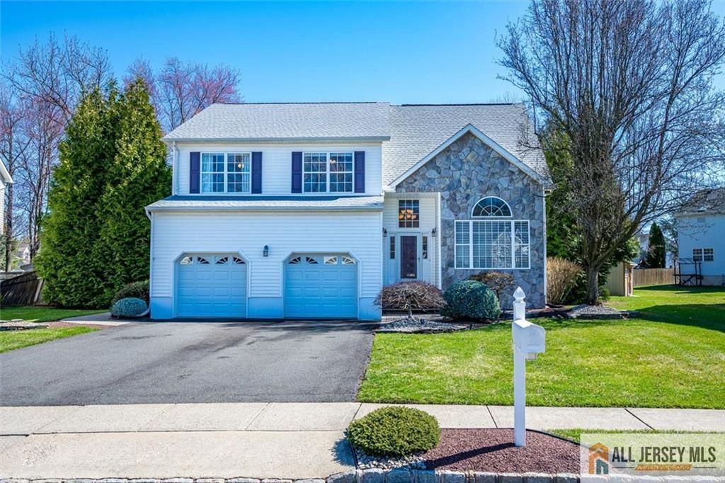 8 Pointer Place, South Brunswick, NJ 08824