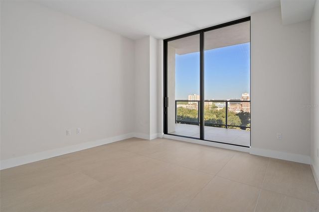 275 1ST AVENUE S 1001, St Petersburg, FL 33701