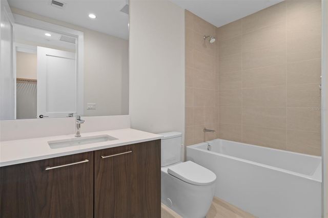 275 1ST AVENUE S 1001, St Petersburg, FL 33701