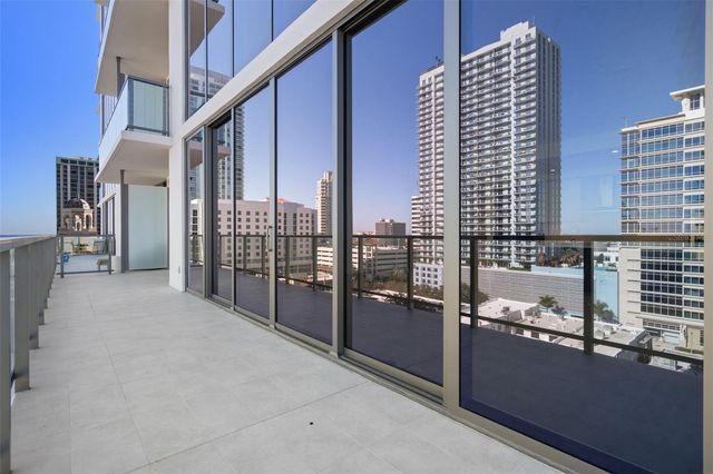 275 1ST AVENUE S 1001, St Petersburg, FL 33701