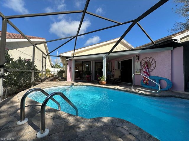 1315 Naples Lake DR, Naples, FL 34104