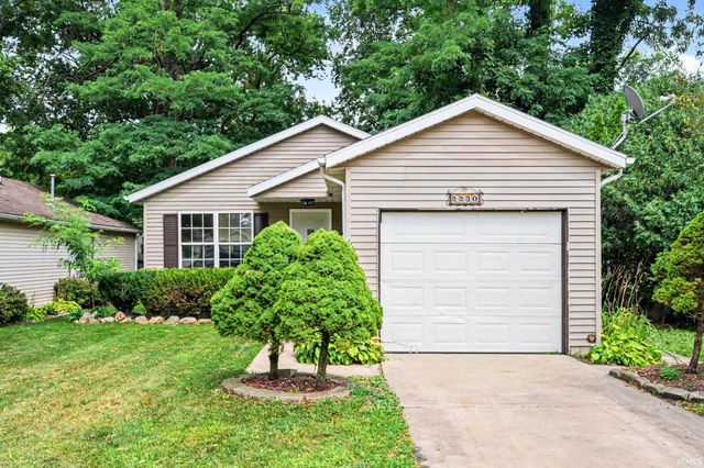 2230 S Meade Street, South Bend, IN 46613
