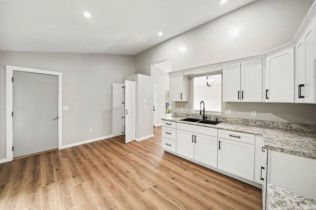 2230 S Meade Street, South Bend, IN 46613