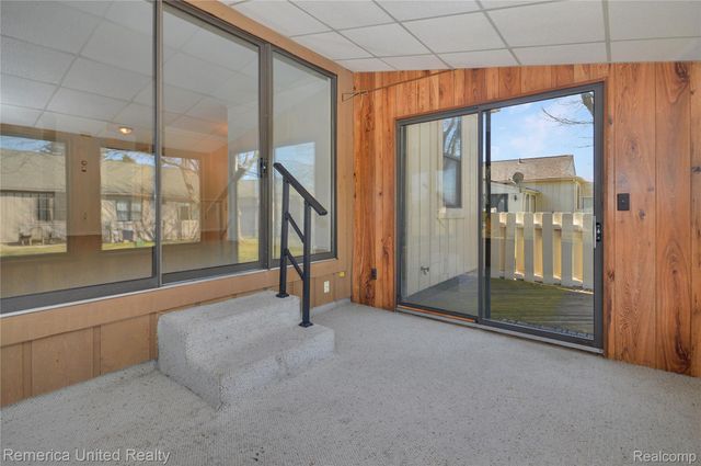 12113 Lexington Drive, Green Oak Township, MI 48178