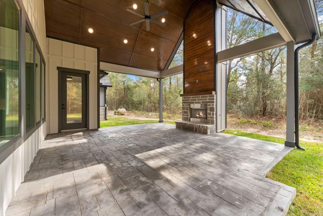 29001 Colin Court, Waller, TX 77484