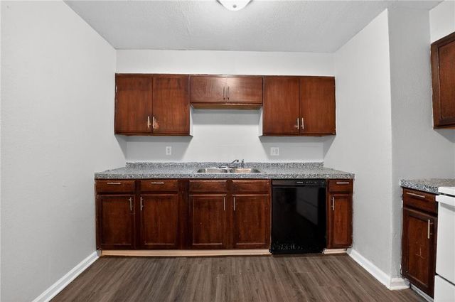 11206 CORRINGTON Avenue, Kansas City, MO 64134