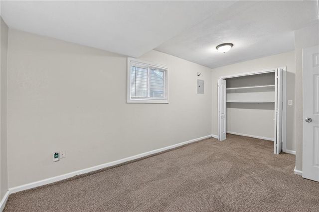 11206 CORRINGTON Avenue, Kansas City, MO 64134