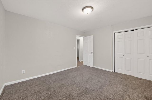 11206 CORRINGTON Avenue, Kansas City, MO 64134