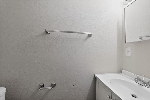 11206 CORRINGTON Avenue, Kansas City, MO 64134