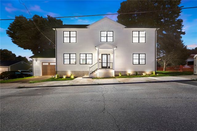 515 Gaskill Street, Woonsocket, RI 02895