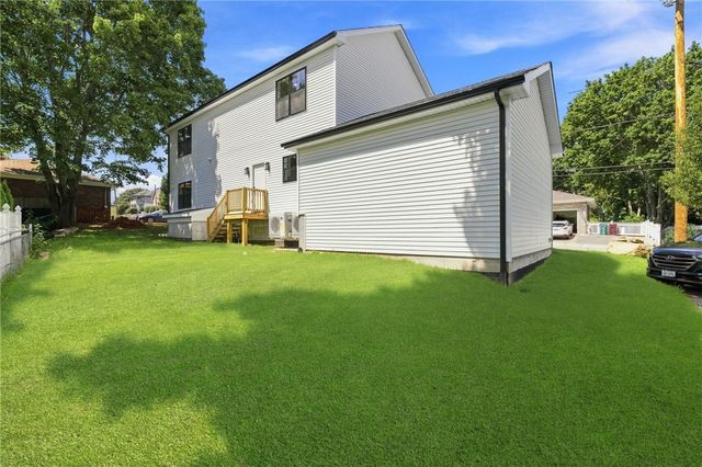 515 Gaskill Street, Woonsocket, RI 02895