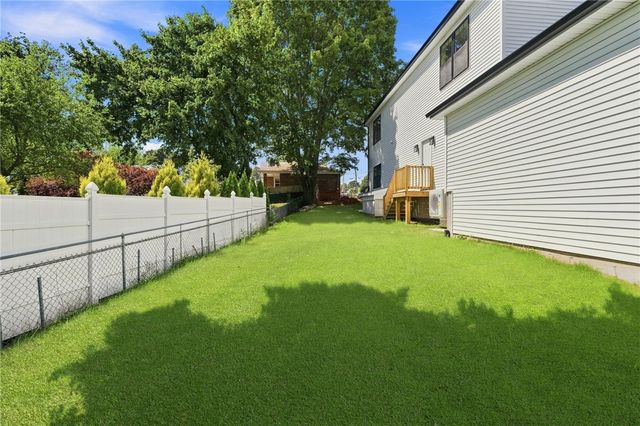 515 Gaskill Street, Woonsocket, RI 02895