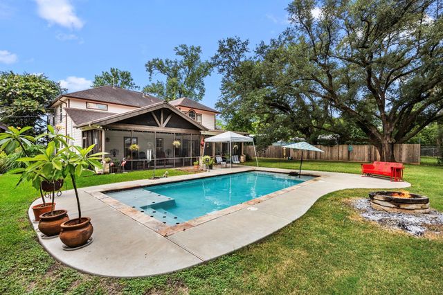 2300 W Tidwell Road, Houston, TX 77091