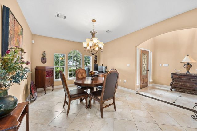 2300 W Tidwell Road, Houston, TX 77091