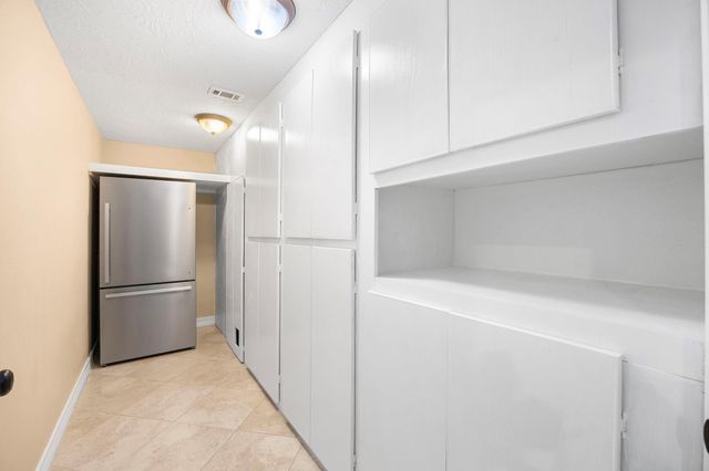 2300 W Tidwell Road, Houston, TX 77091