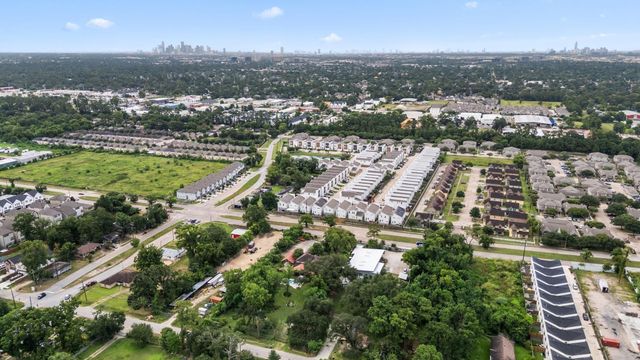2300 W Tidwell Road, Houston, TX 77091